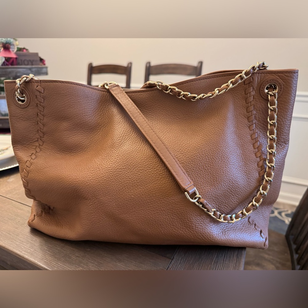 Tory Burch Marion Handbag - Picture 6 of 10